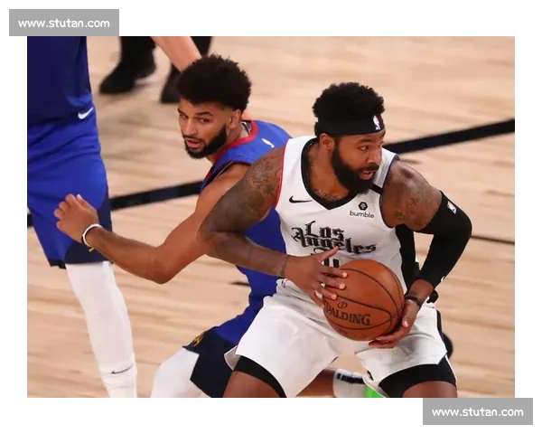 青春对决火箭硬碰雷霆西部新势力正面交锋之夜谁能掌控比赛走向全场