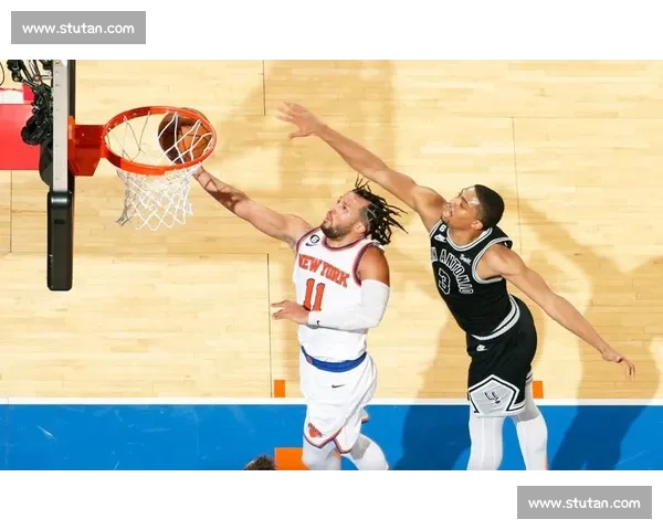 马刺对决热火东西强队碰撞焦点战攻防博弈与球星表现前瞻 马刺对决热火东西强队碰撞焦点战攻防博弈与球星表现前瞻