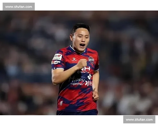 浦项制铁主场迎战大邱FC争夺关键三分韩职联强强对话前瞻 浦项制铁主场迎战大邱FC争夺关键三分韩职联强强对话前瞻